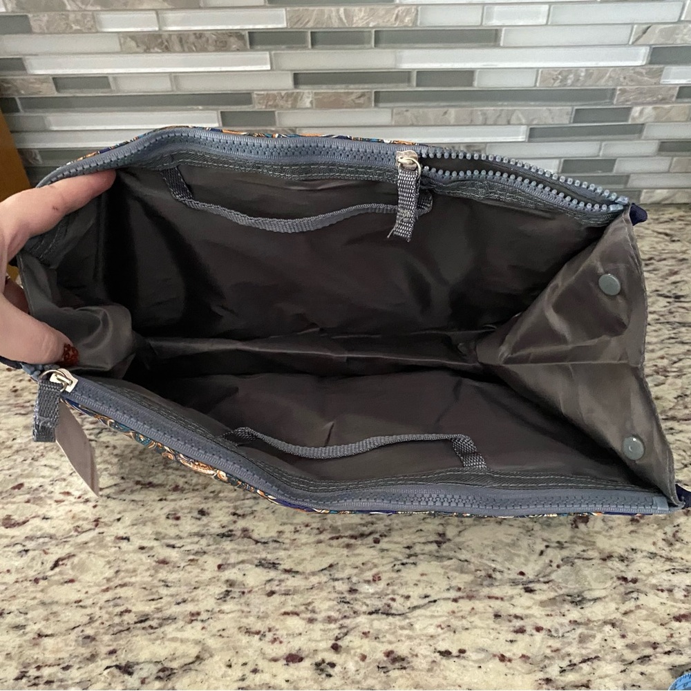 Vercord purse organizer bag travel 13 pockets splash wave paisley new with tags - Picture 5 of 8
